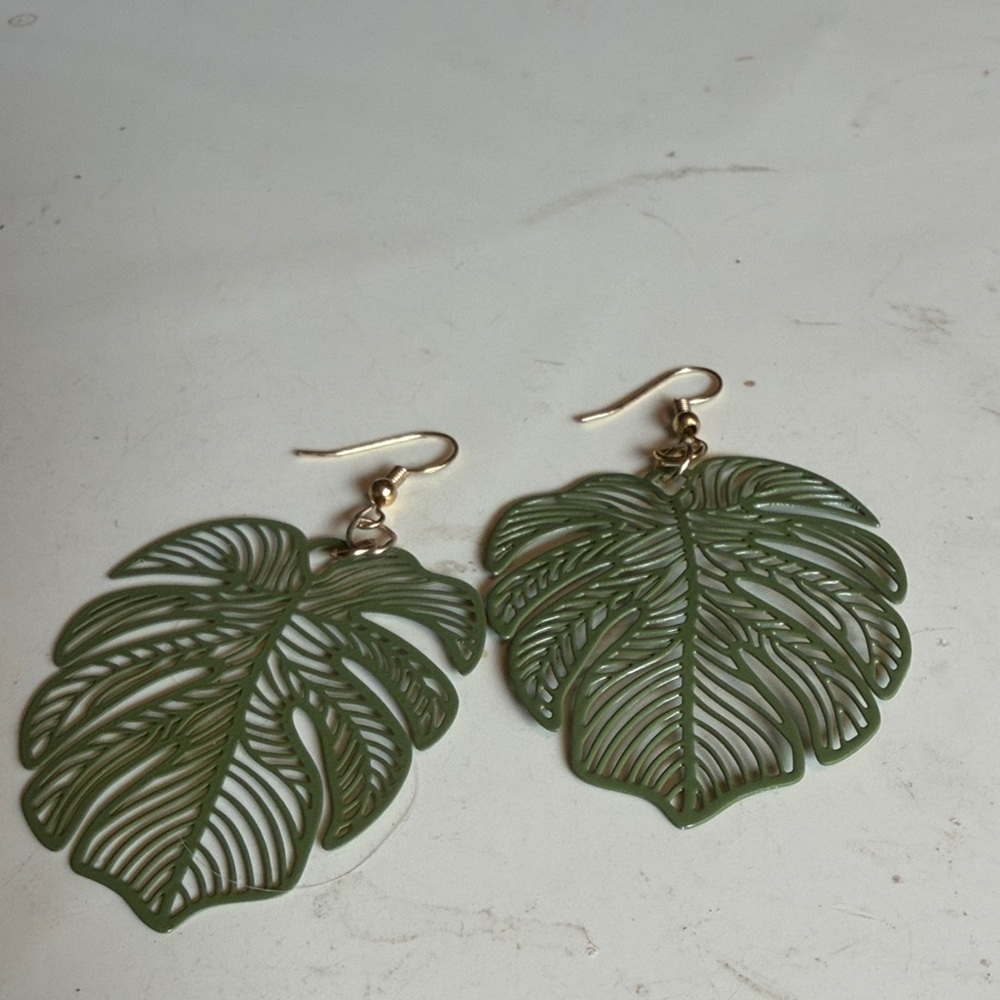 Green Leaf Earrings